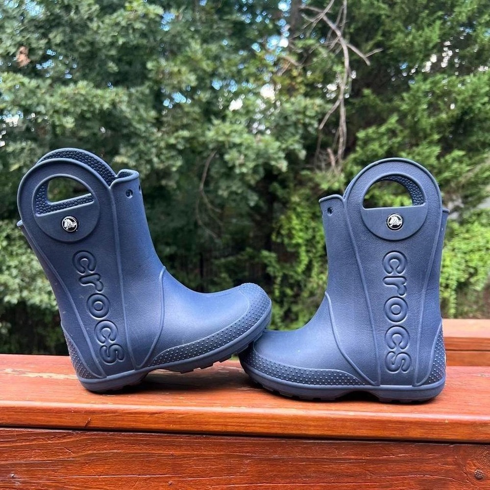 Crocs Kids 12 Handle It Rain Boot Navy Blue Waterproof Play Outdoor Boots